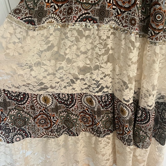 Si Belle Floral Lace Boho Dress - Picture 8 of 12